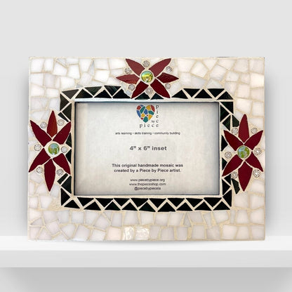 Poinsettia Frame
