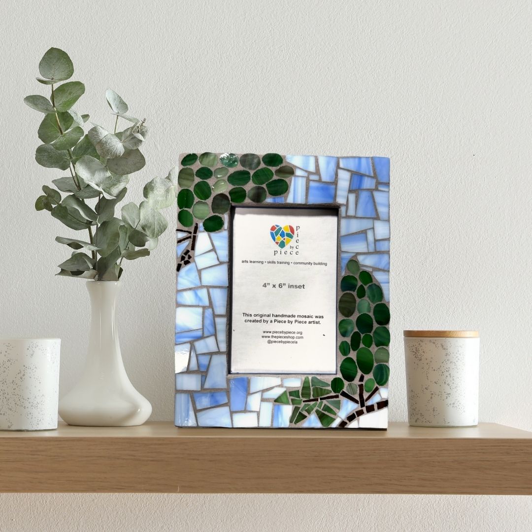 Eucalyptus Leaf