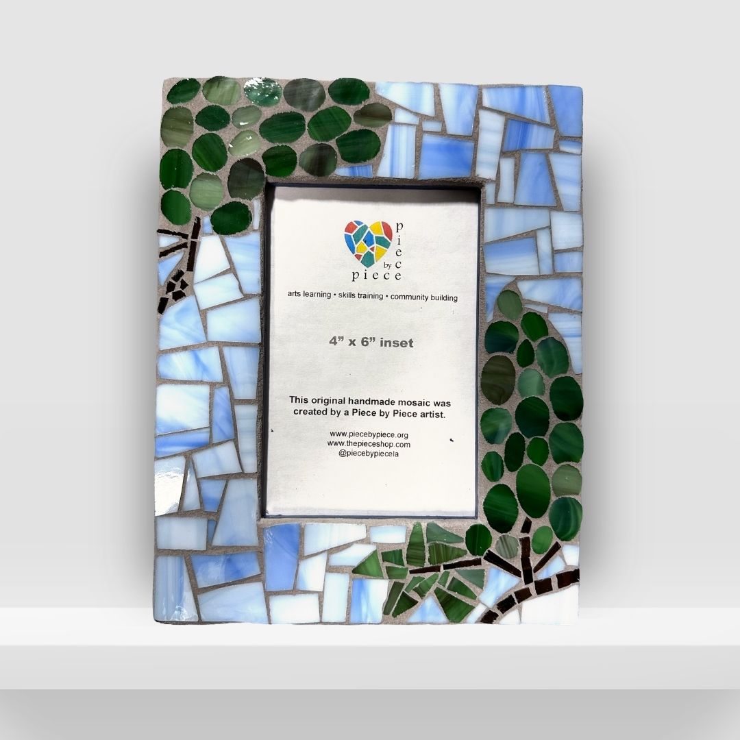 Eucalyptus Leaf